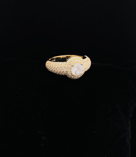 18k Gold Engagement Ring Approx. 4.51g