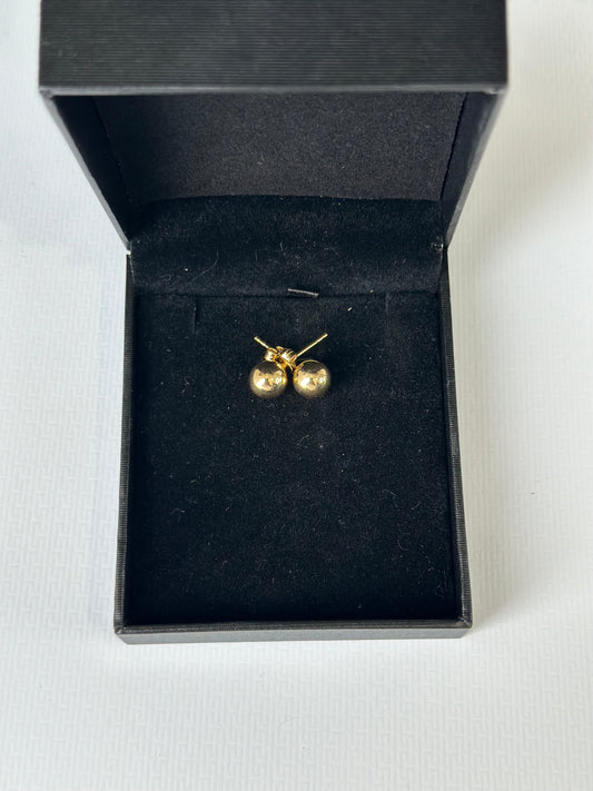 Everyday 18k Gold Earring